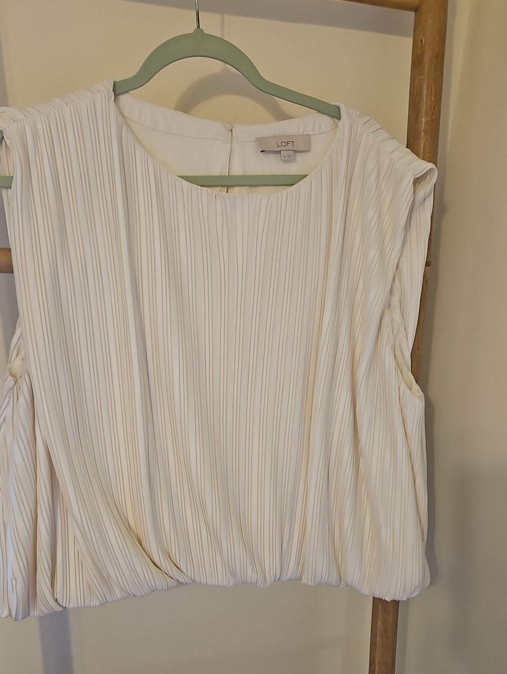 LOFT Cream Pleated Sleeveless Blouse